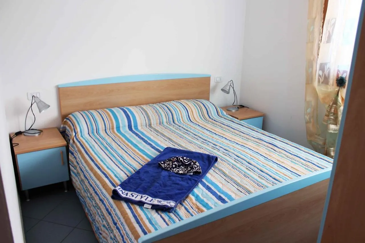 Apartment Warm Flat In Rosolina Mare With Heating